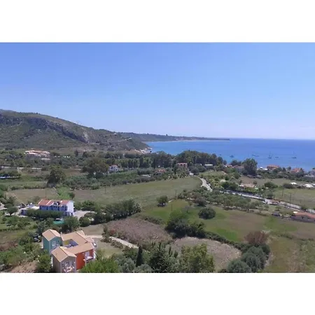 Makis Lighthouse 6 * Katelios